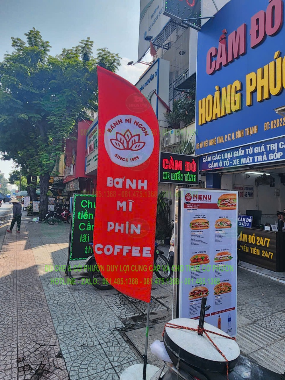 Cờ đỏ Bánh Mì Ngon giới thiệu bánh mì và Phin Coffee